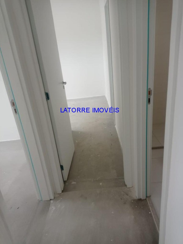 Apartamento à venda com 2 quartos, 57m² - Foto 5