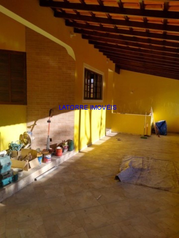 Casa de Condomínio à venda com 4 quartos, 300m² - Foto 4