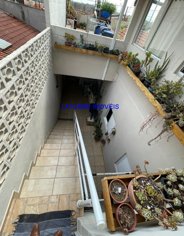 Sobrado à venda com 3 quartos, 125m² - Foto 8