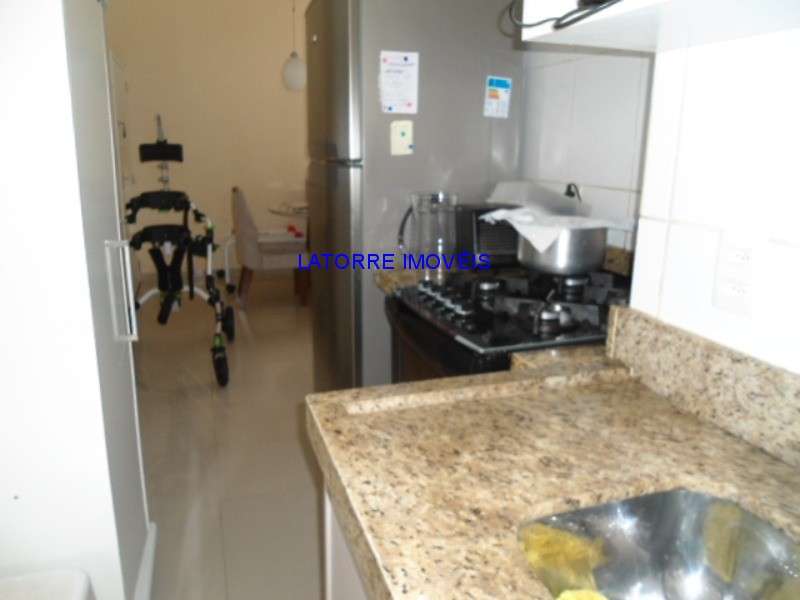 Apartamento à venda com 2 quartos, 56m² - Foto 14