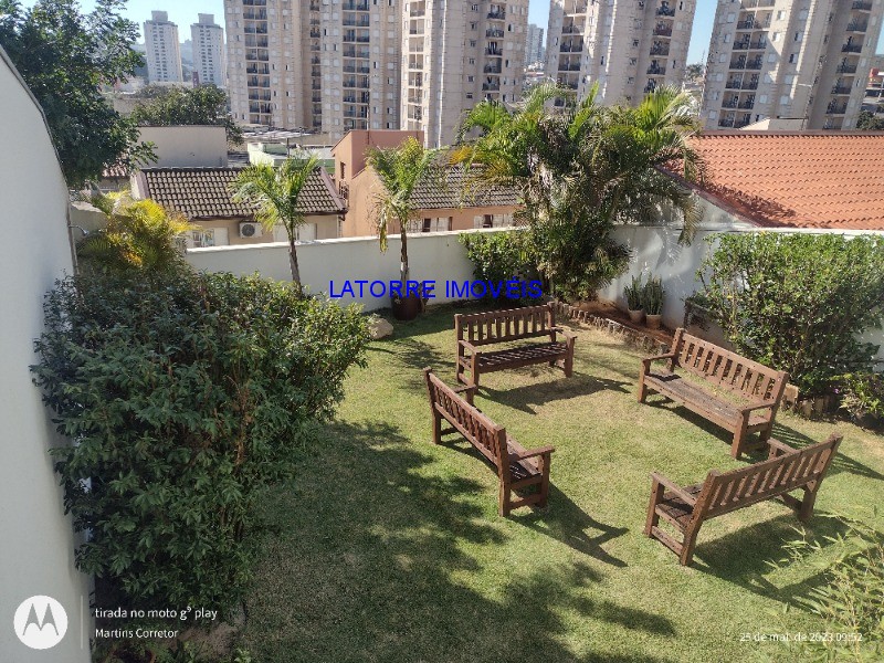 Sobrado à venda com 3 quartos, 300m² - Foto 55