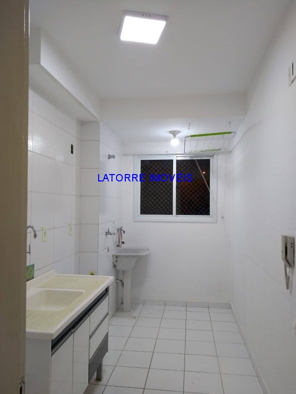 Apartamento à venda com 2 quartos, 53m² - Foto 4