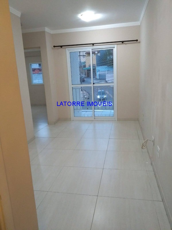 Apartamento à venda com 2 quartos, 53m² - Foto 2