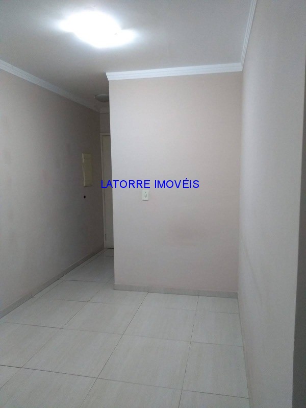 Apartamento à venda com 2 quartos, 53m² - Foto 17