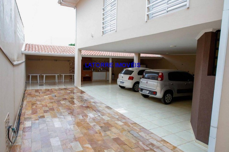 Sobrado à venda com 4 quartos, 300m² - Foto 21