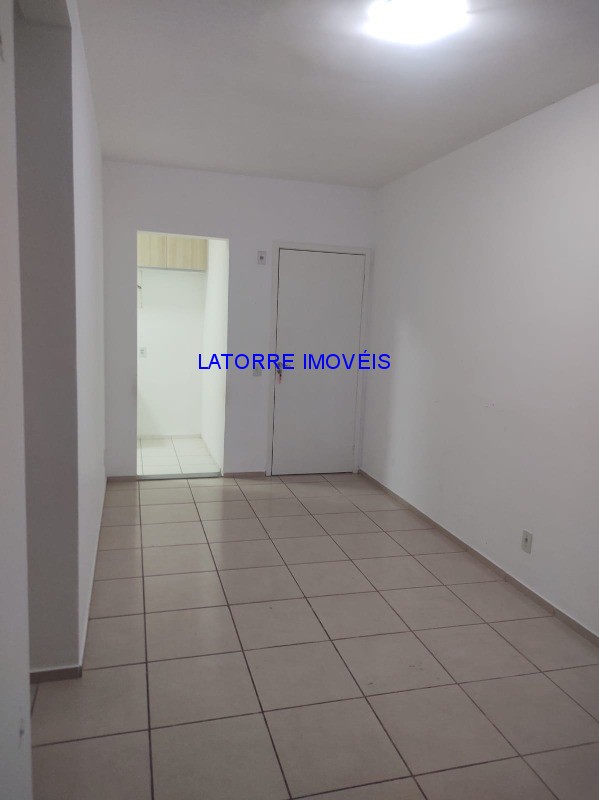 Apartamento à venda com 2 quartos, 50m² - Foto 5