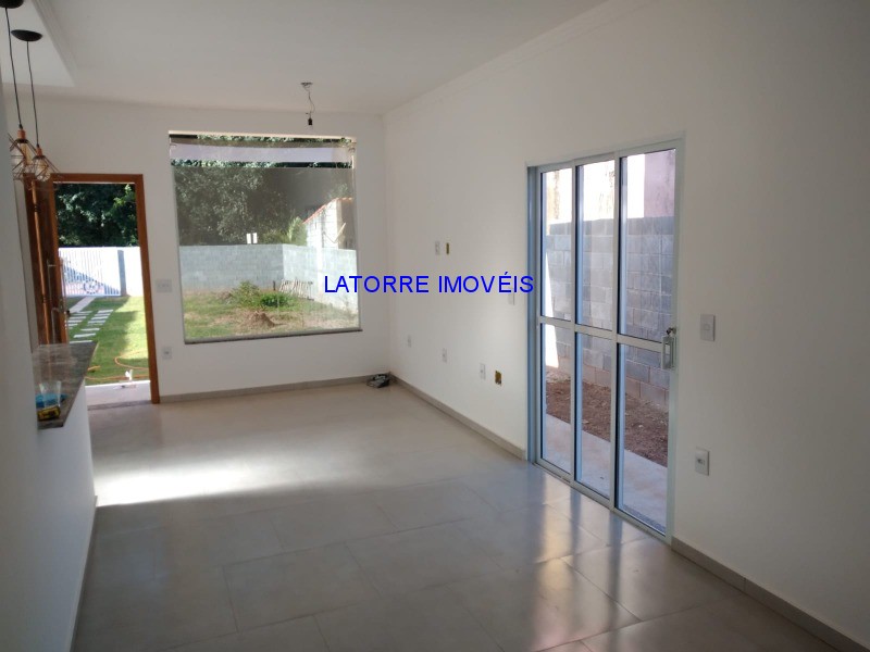 Casa à venda com 2 quartos, 440m² - Foto 5