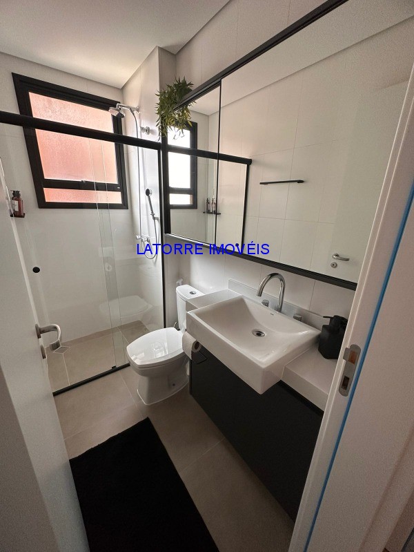 Apartamento à venda com 3 quartos, 141m² - Foto 3