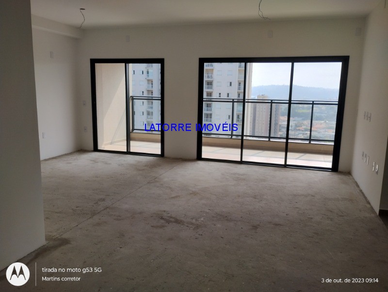 Apartamento à venda com 3 quartos, 141m² - Foto 8