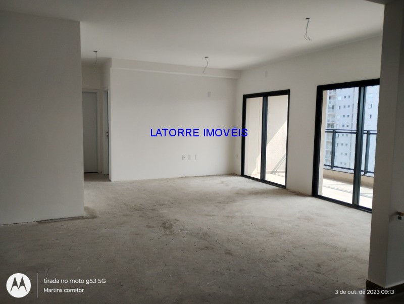 Apartamento à venda com 3 quartos, 141m² - Foto 3