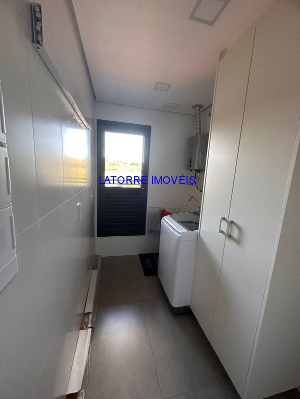 Apartamento à venda com 3 quartos, 141m² - Foto 12