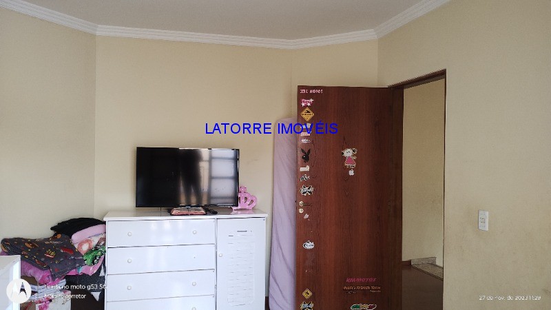 Sobrado à venda com 3 quartos, 250m² - Foto 15