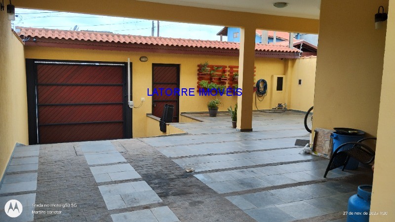 Sobrado à venda com 3 quartos, 250m² - Foto 3