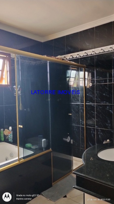 Sobrado à venda com 3 quartos, 250m² - Foto 23