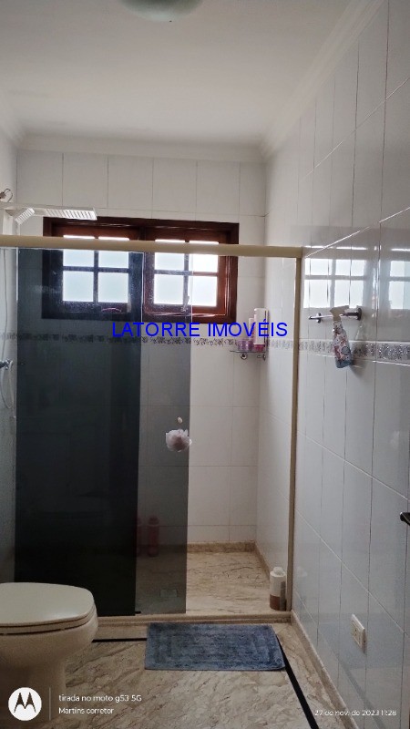 Sobrado à venda com 3 quartos, 250m² - Foto 12