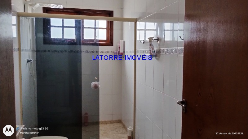 Sobrado à venda com 3 quartos, 250m² - Foto 14