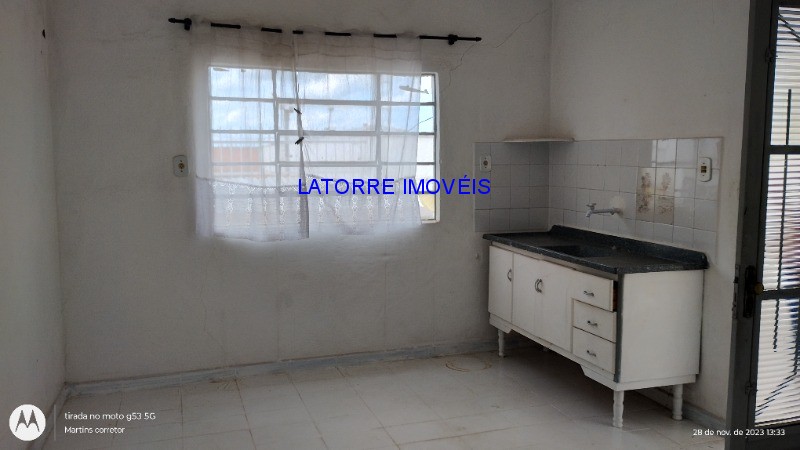 Casa à venda com 3 quartos, 250m² - Foto 14