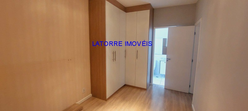 Apartamento à venda com 2 quartos, 66m² - Foto 10