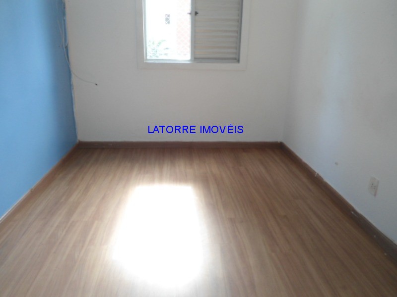 Apartamento à venda com 2 quartos, 65m² - Foto 4