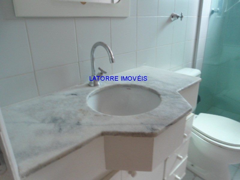 Apartamento à venda com 2 quartos, 65m² - Foto 10