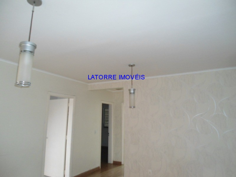 Apartamento à venda com 2 quartos, 65m² - Foto 17