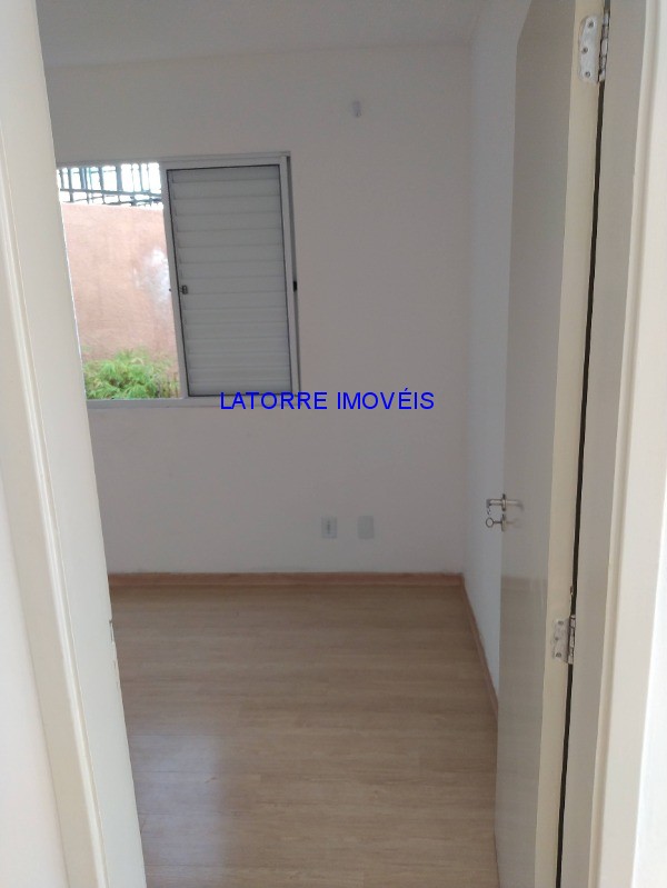 Apartamento à venda com 2 quartos, 49m² - Foto 47