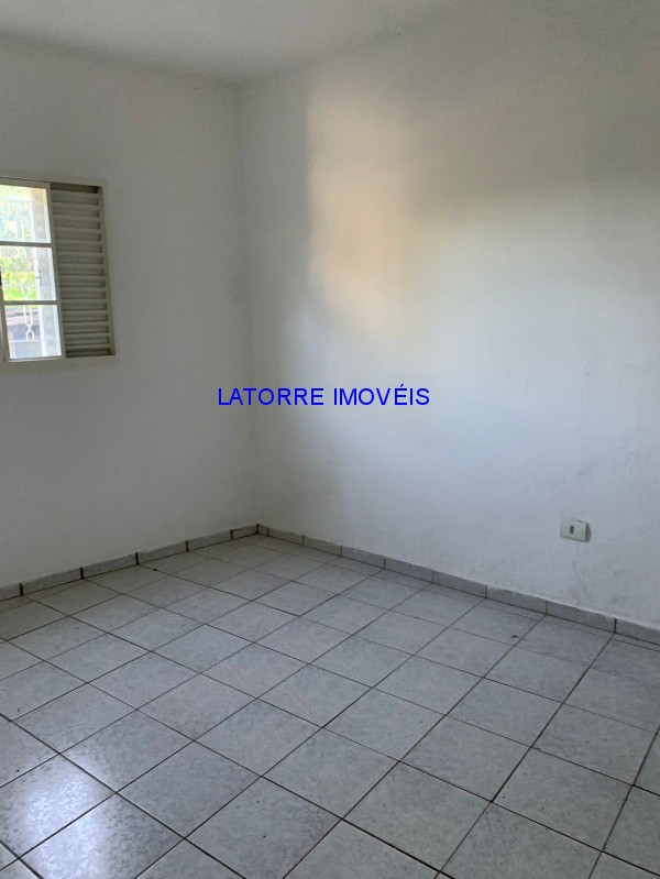 Apartamento para alugar com 3 quartos, 100m² - Foto 13