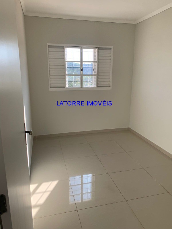 Apartamento para alugar com 3 quartos, 100m² - Foto 4