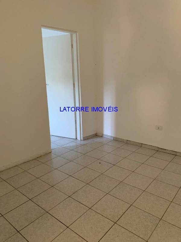 Apartamento para alugar com 3 quartos, 100m² - Foto 14