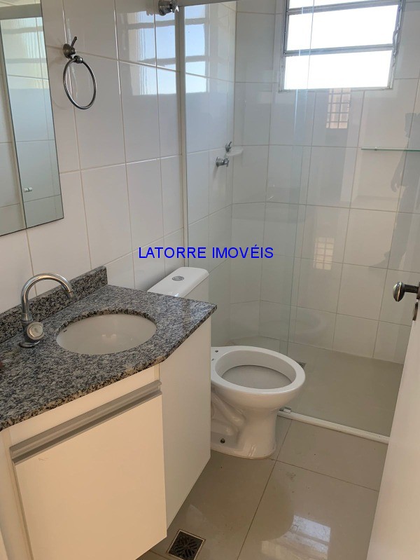 Apartamento para alugar com 3 quartos, 100m² - Foto 6