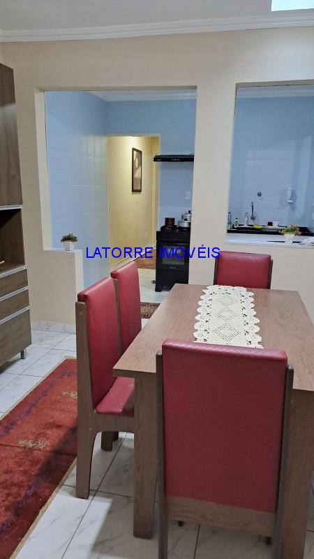 Casa à venda com 3 quartos, 110m² - Foto 15