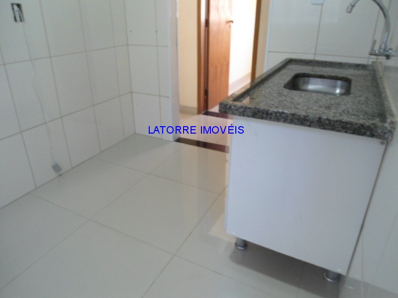 Apartamento à venda com 2 quartos, 58m² - Foto 17