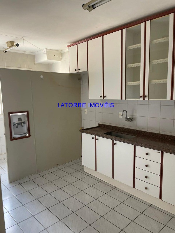 Apartamento para alugar com 2 quartos, 65m² - Foto 1