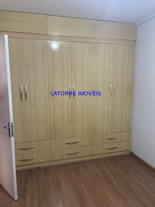 Apartamento para alugar com 2 quartos, 65m² - Foto 9