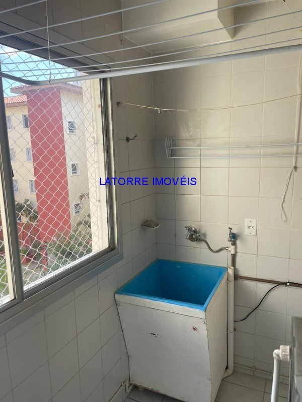 Apartamento para alugar com 2 quartos, 65m² - Foto 4