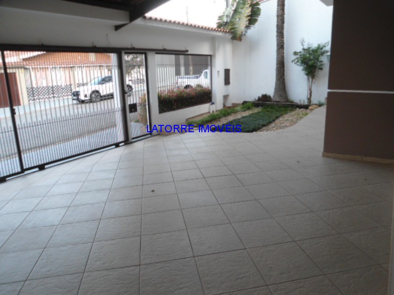 Casa à venda com 2 quartos, 250m² - Foto 21