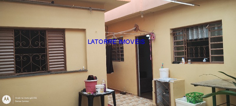 Casa à venda e aluguel com 3 quartos, 350m² - Foto 18