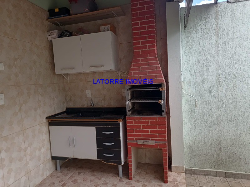 Casa à venda com 1 quarto, 125m² - Foto 16