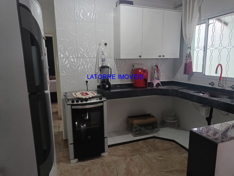 Casa à venda com 1 quarto, 125m² - Foto 28