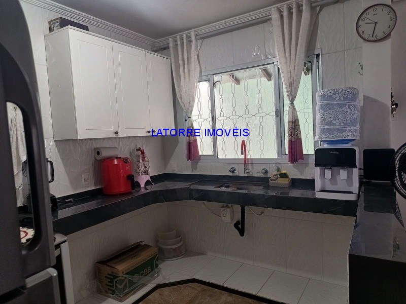 Casa à venda com 1 quarto, 125m² - Foto 9