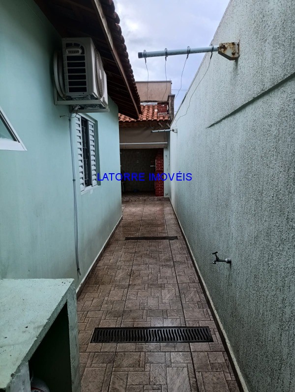 Casa à venda com 1 quarto, 125m² - Foto 5