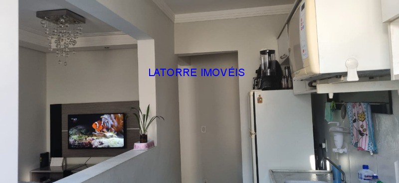 Apartamento à venda com 2 quartos, 49m² - Foto 2