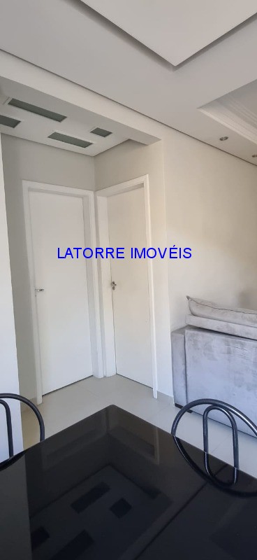 Apartamento à venda com 2 quartos, 49m² - Foto 3