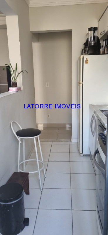 Apartamento à venda com 2 quartos, 49m² - Foto 27