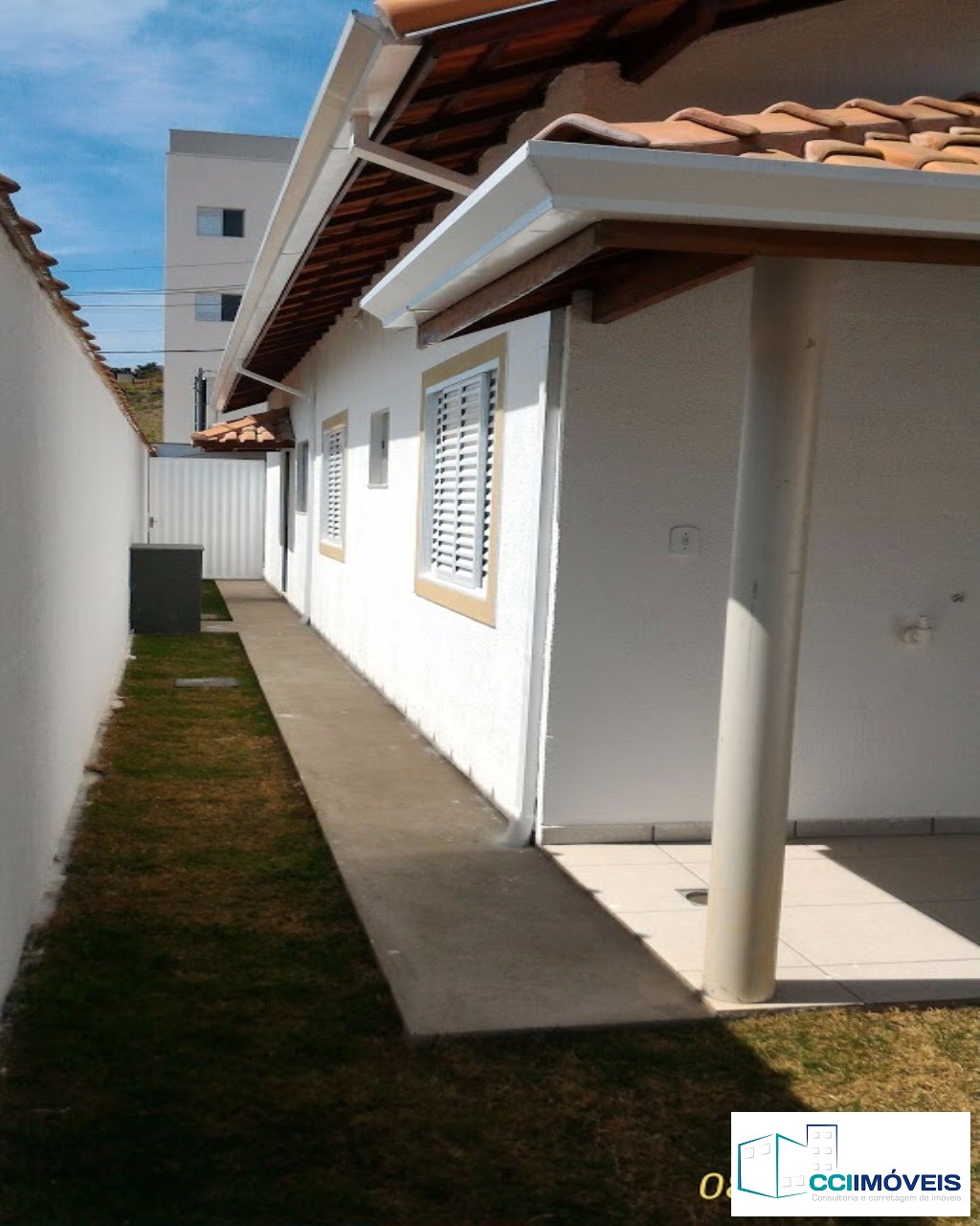 Casa à venda com 2 quartos, 69m² - Foto 7