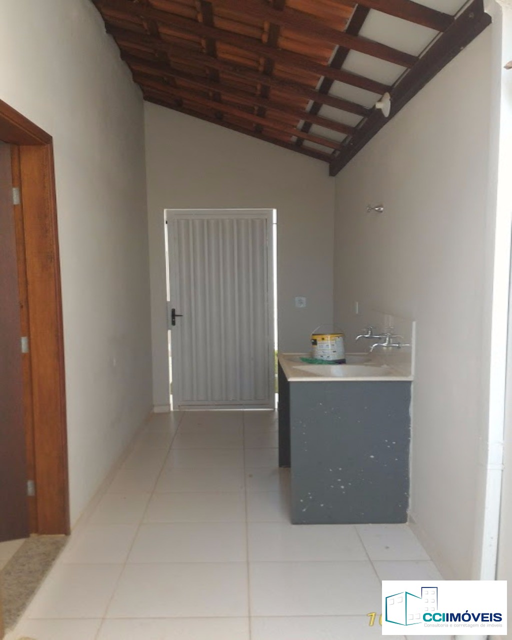 Casa à venda com 2 quartos, 100m² - Foto 6