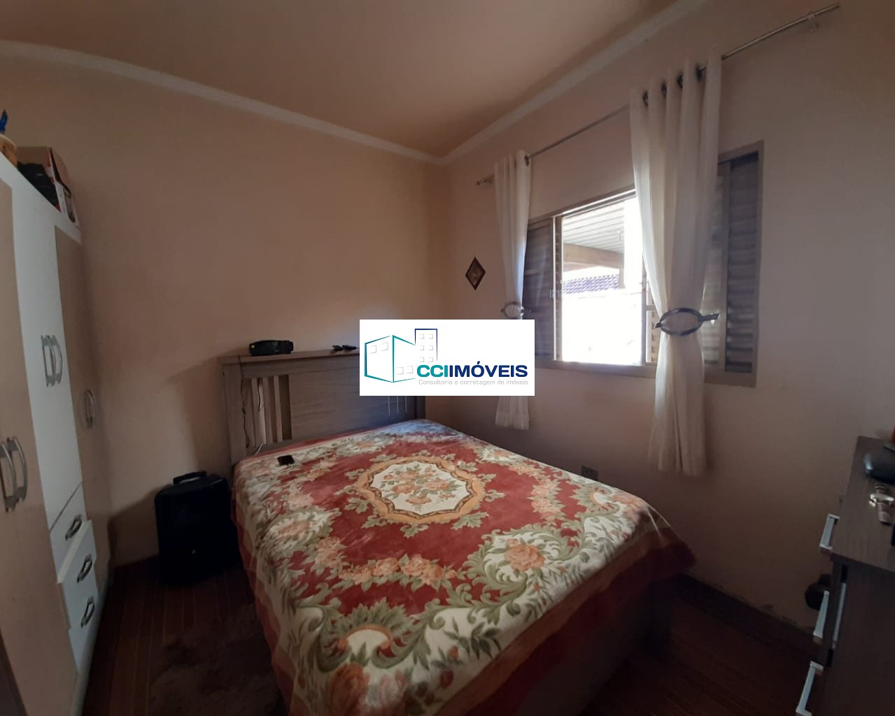 Casa à venda com 2 quartos, 1m² - Foto 3