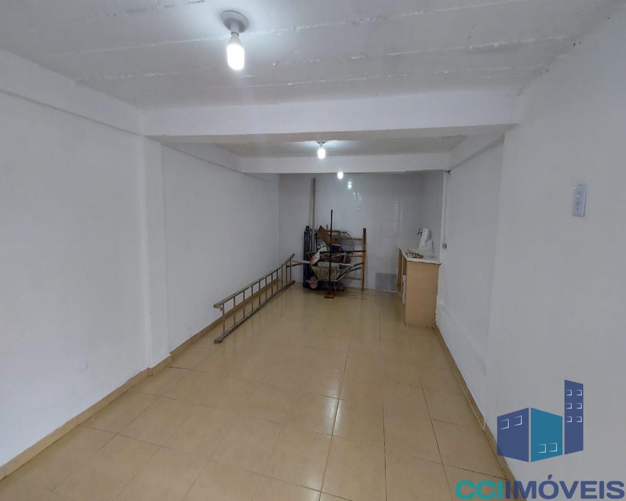 Casa para alugar com 3 quartos, 1m² - Foto 5