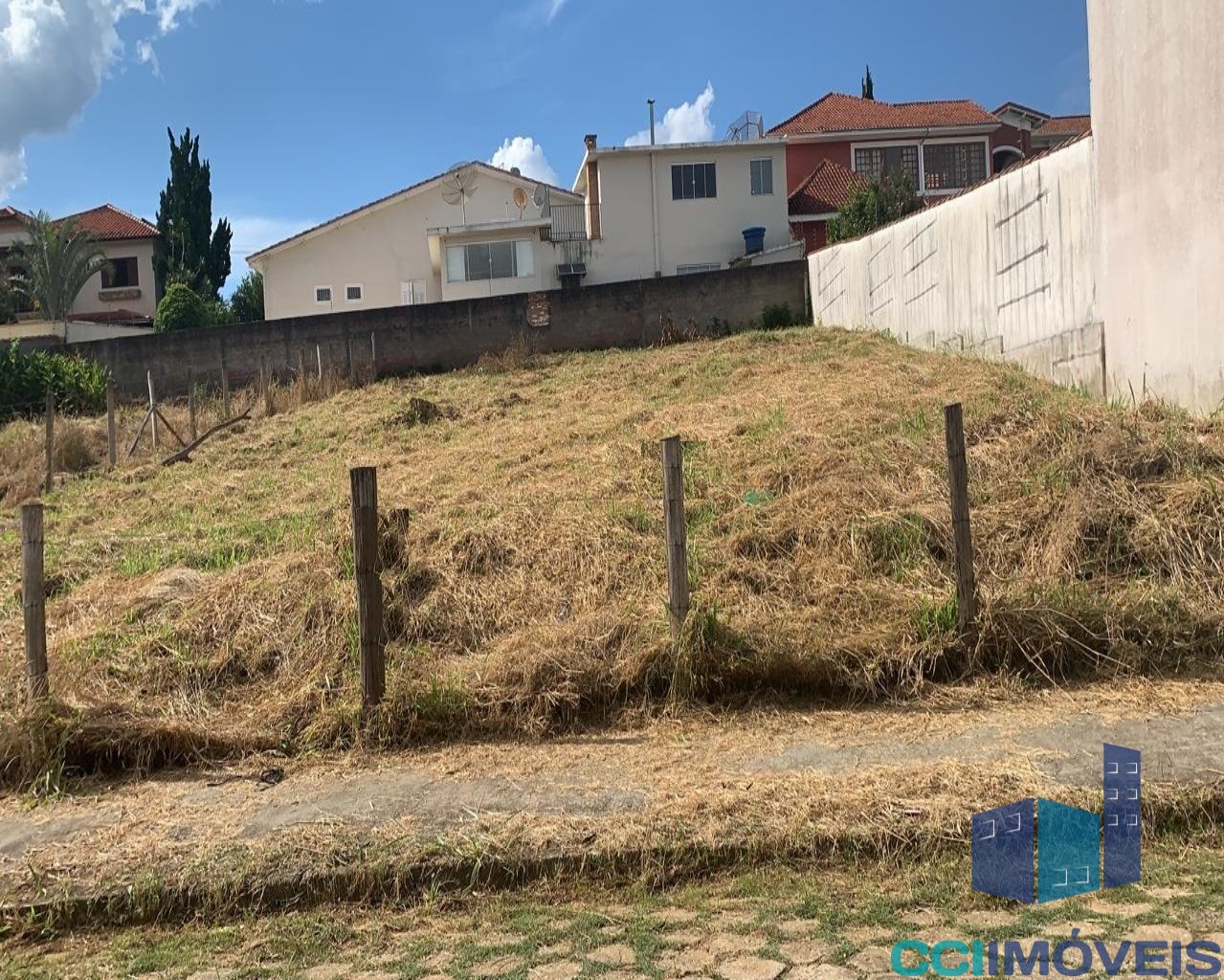 Terreno à venda, 927m² - Foto 1