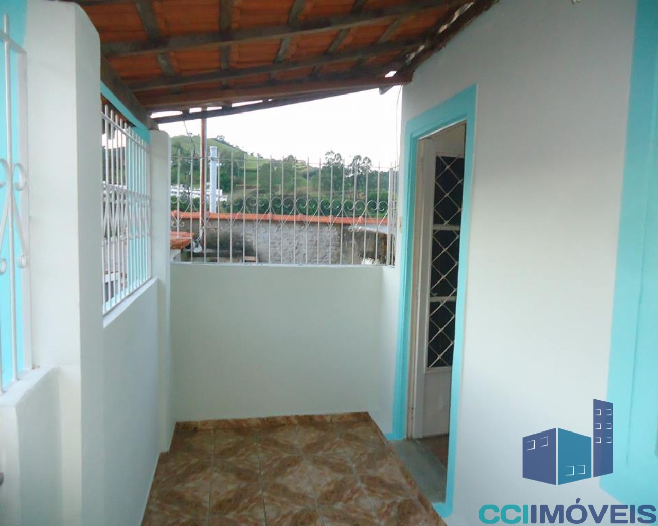 Casa à venda com 3 quartos, 1m² - Foto 4